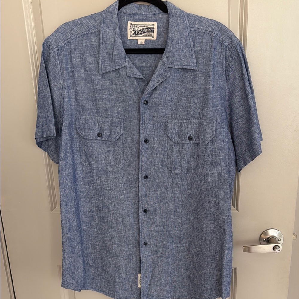 Men's Blue Button Up Short Sleeve Shirt